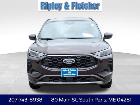 Used 2023 Ford Escape ST-Line w/ Tech Pack #1 AWD/4WD image 2