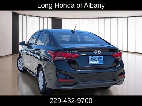 Used 2022 Hyundai Accent SEL FWD image 8