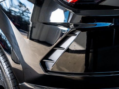 Used 2021 Lamborghini Urus image 26