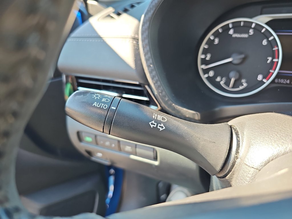 Used 2020 Nissan Sentra SV FWD image 30