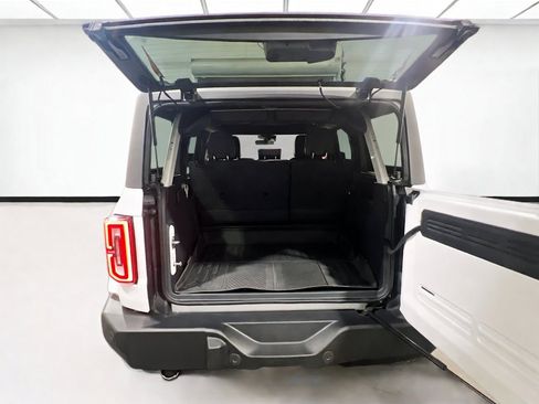 Used 2023 Ford Bronco Outer Banks AWD/4WD image 18