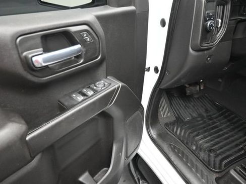 Used 2022 Chevrolet Silverado 1500 Custom RWD image 15