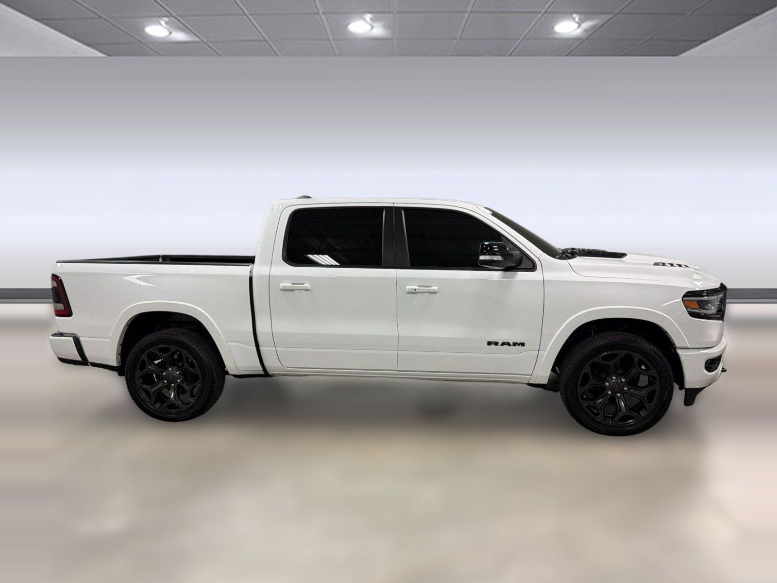 Used 2022 RAM 1500 Limited RWD image 7