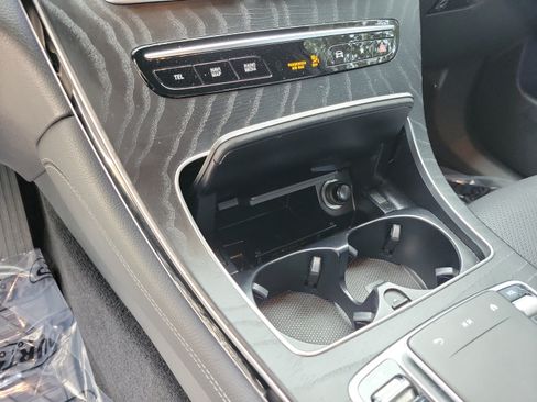 Used 2020 Mercedes-Benz GLC 300 image 23