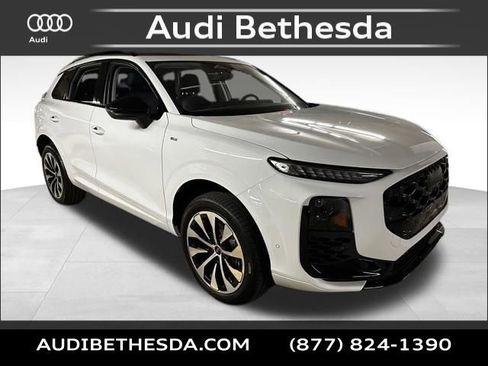 New 2026 Audi Q3 quattro 2.0T AWD/4WD image 1