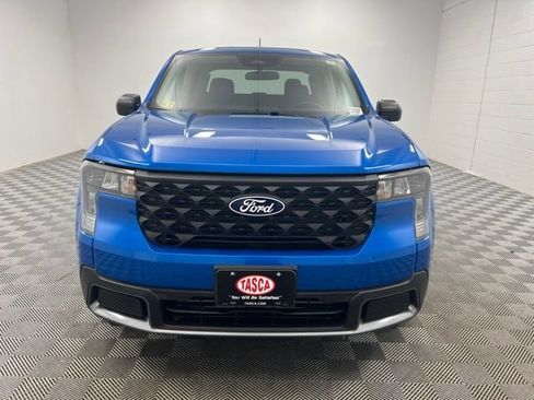 Used 2025 Ford Maverick XLT w/ Equipment Group 302A AWD/4WD image 3