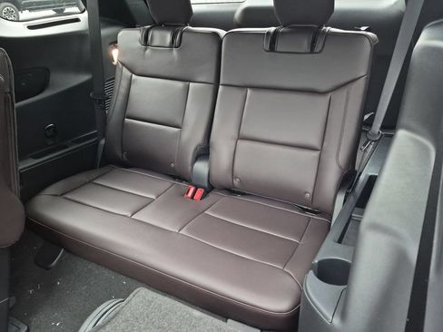 New 2026 Ford Explorer Platinum w/ LUX Leather Package AWD/4WD image 20
