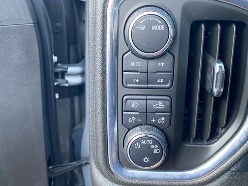Used 2022 Chevrolet Silverado 1500 LT Trail Boss image 21
