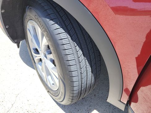 Used 2022 Buick Envision Preferred image 26