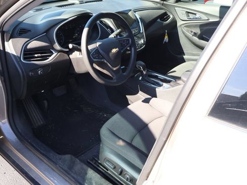 Used 2023 Chevrolet Malibu LT FWD image 8