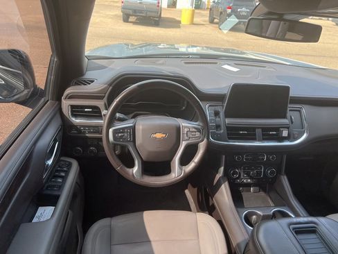 Used 2023 Chevrolet Tahoe LT w/ Luxury Package image 6
