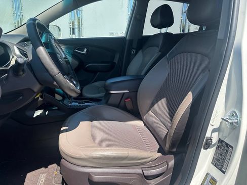 Used 2012 Hyundai Tucson GLS FWD image 10