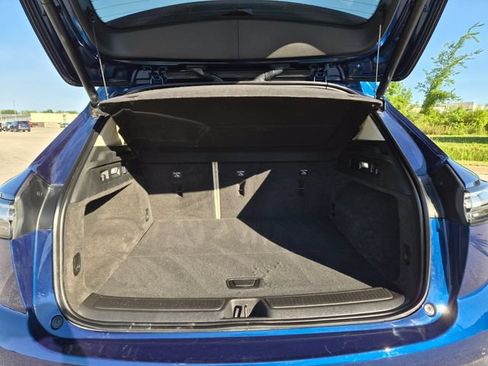 Used 2023 Buick Envision Avenir FWD image 12