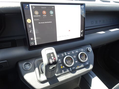 Certified 2025 Land Rover Defender 110 S image 10