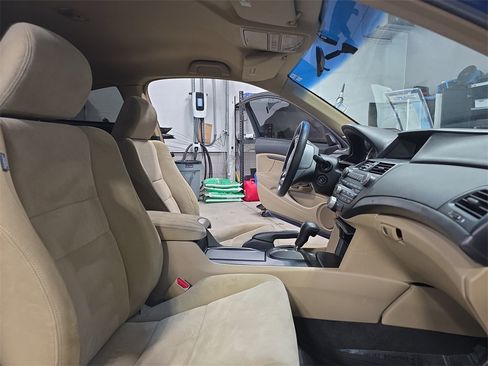 Used 2009 Honda Accord LX-S image 10