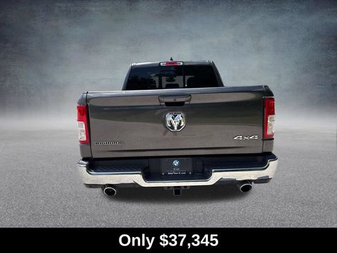 Used 2022 RAM 1500 Big Horn AWD/4WD image 4