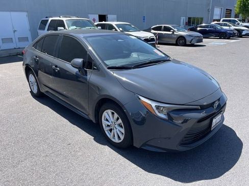 Used 2024 Toyota Corolla LE w/ LE Convenience Package image 1