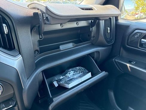 Certified 2024 Chevrolet Silverado 1500 Custom Trail Boss w/ LPO, Dark Essentials Package AWD/4WD image 30
