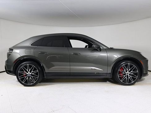 Used 2024 Porsche Macan Turbo Electric image 8