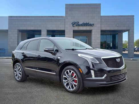 Used 2022 Cadillac XT5 Sportv w/ Platinum Package AWD/4WD image 3