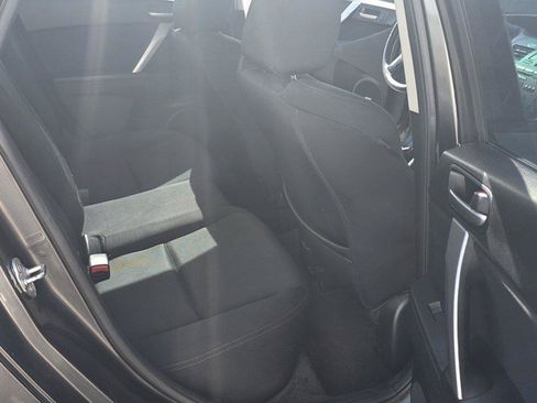 Used 2011 MAZDA MAZDA3 s Sport FWD image 11