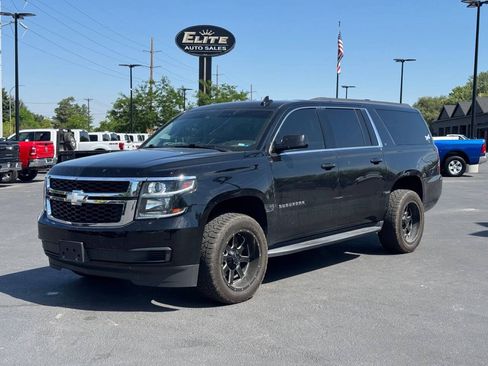 Used 2019 Chevrolet Suburban LT AWD/4WD image 3