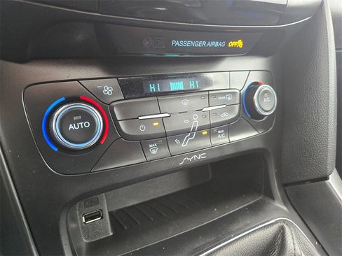 Used 2016 Ford Focus ST w/ Equipment Group 401A image 19