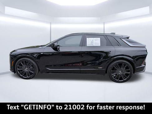 Used 2026 Cadillac Lyriq V w/ LPO, Floor Liner Package image 7