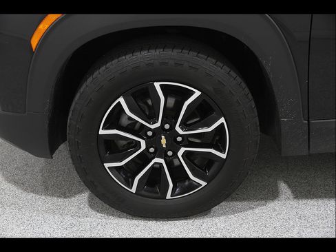 Certified 2023 Chevrolet TrailBlazer ACTIV w/ Sun and Liftgate Package AWD/4WD image 24