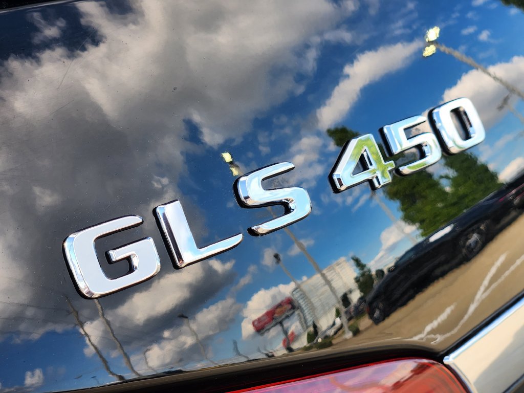 Used 2018 Mercedes-Benz GLS 450 4MATIC image 12