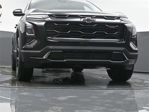 New 2026 Chevrolet Equinox RS image 3