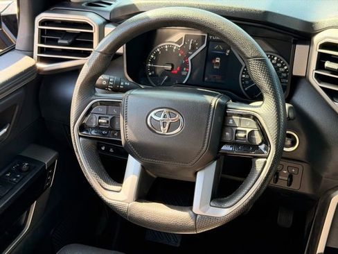 Used 2023 Toyota Tundra Limited w/ Power Package AWD/4WD image 18