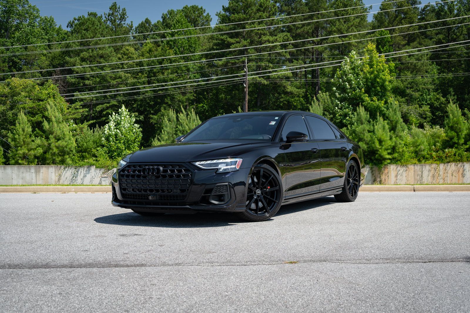 Used 2024 Audi S8 AWD/4WD image 2