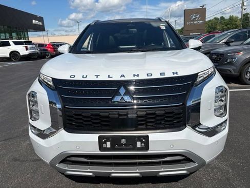 Used 2023 Mitsubishi Outlander SEL AWD/4WD image 9