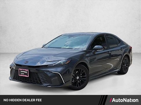 Used 2026 Toyota Camry SE w/ Convenience Package FWD image 1