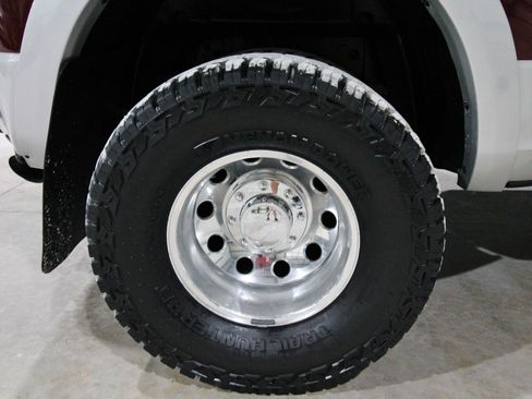 Used 2018 RAM 3500 Laramie image 17