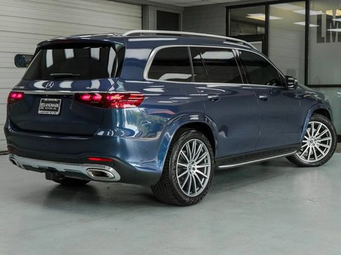Used 2024 Mercedes-Benz GLS 580 4MATIC image 43