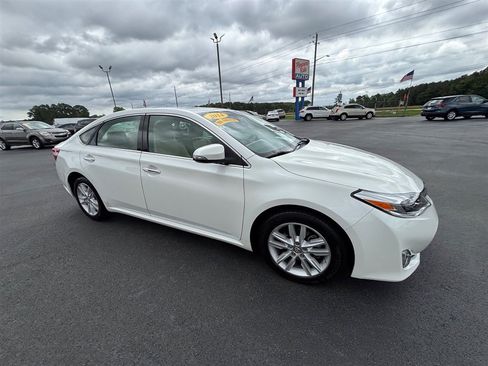 Used 2014 Toyota Avalon XLE Premium FWD image 9