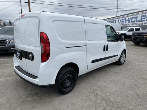 Used 2019 RAM ProMaster City Tradesman SLT FWD image 5