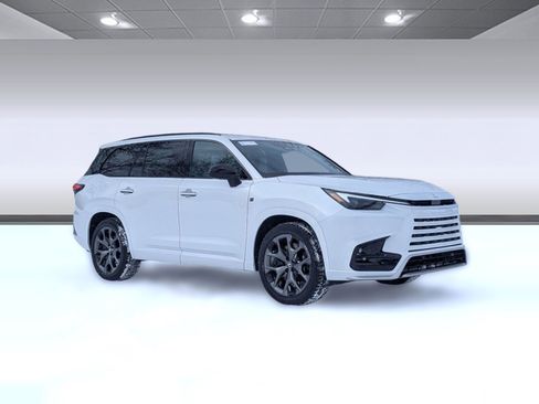 New 2026 Lexus TX 500h AWD image 7