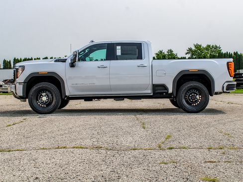 New 2026 GMC Sierra 2500 Denali Ultimate w/ LPO, Black Badging Package AWD/4WD image 4