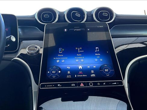 Used 2024 Mercedes-Benz GLC 300 4MATIC image 33