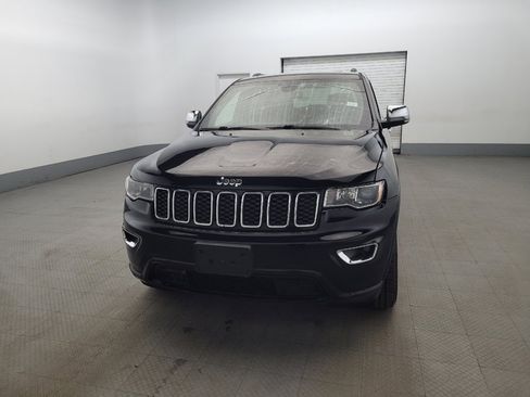 Used 2020 Jeep Grand Cherokee Limited AWD/4WD image 15