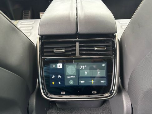 Used 2023 Rivian R1S Adventure image 27