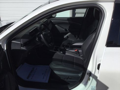 New 2025 Ford Mustang Mach-E Premium image 8