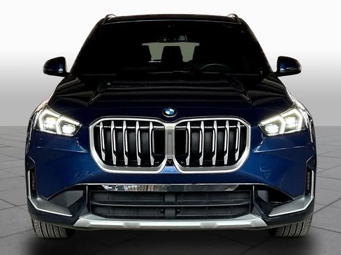 Used 2025 BMW X1 xDrive28i image 3