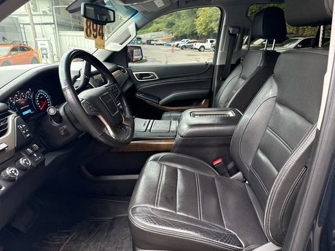 Used 2019 GMC Yukon Denali w/ Denali Ultimate Package AWD/4WD image 15