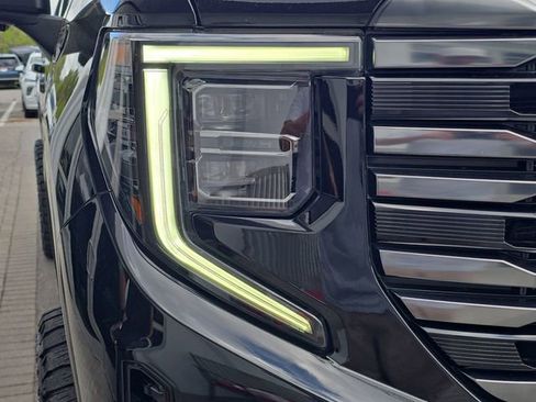 Certified 2023 GMC Sierra 1500 AT4 w/ Technology Package image 10