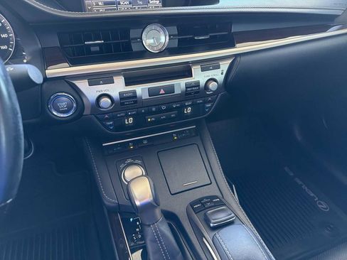 Used 2016 Lexus ES 350 FWD image 18