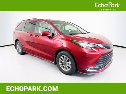 Used 2022 Toyota Sienna XLE